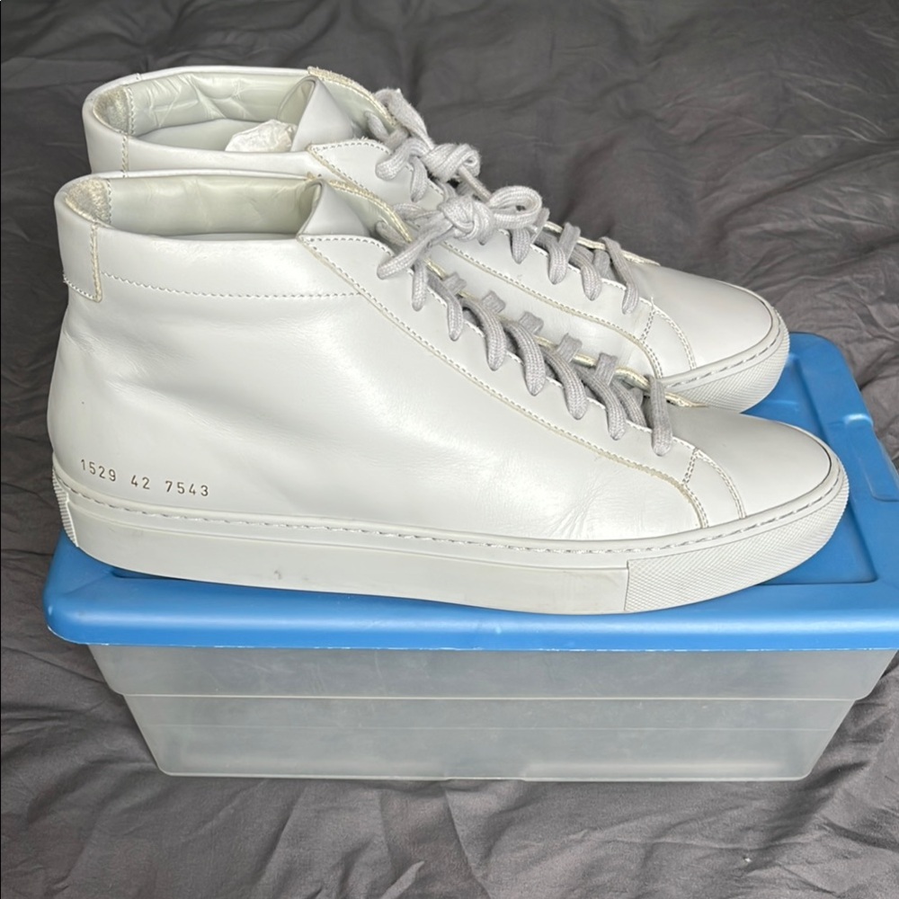 Common Projects Achilles Mid Light Grey Men’s size 42 (size 9 US)